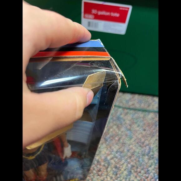 2003 MATTEL BARBIE as SUPERGIRL - Picture 9 of 10